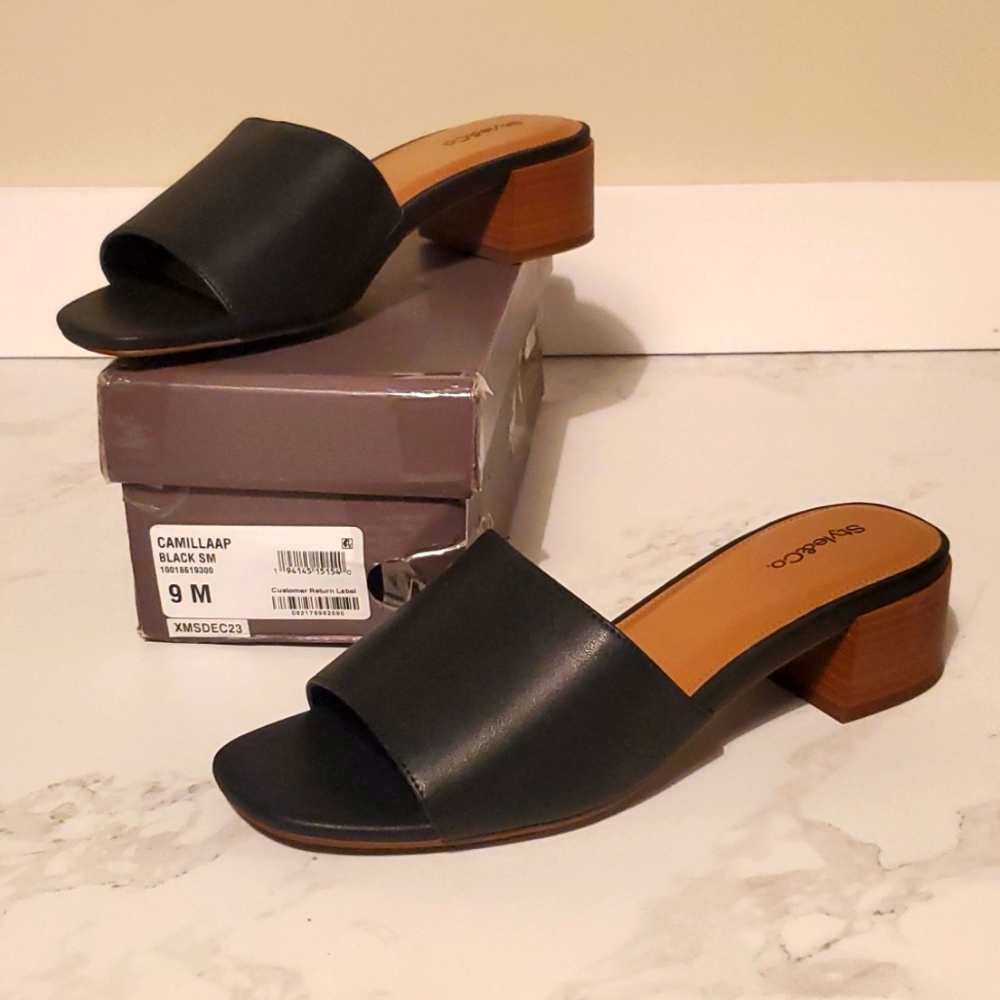 Brand New Black slip on sandals. Sz 9m